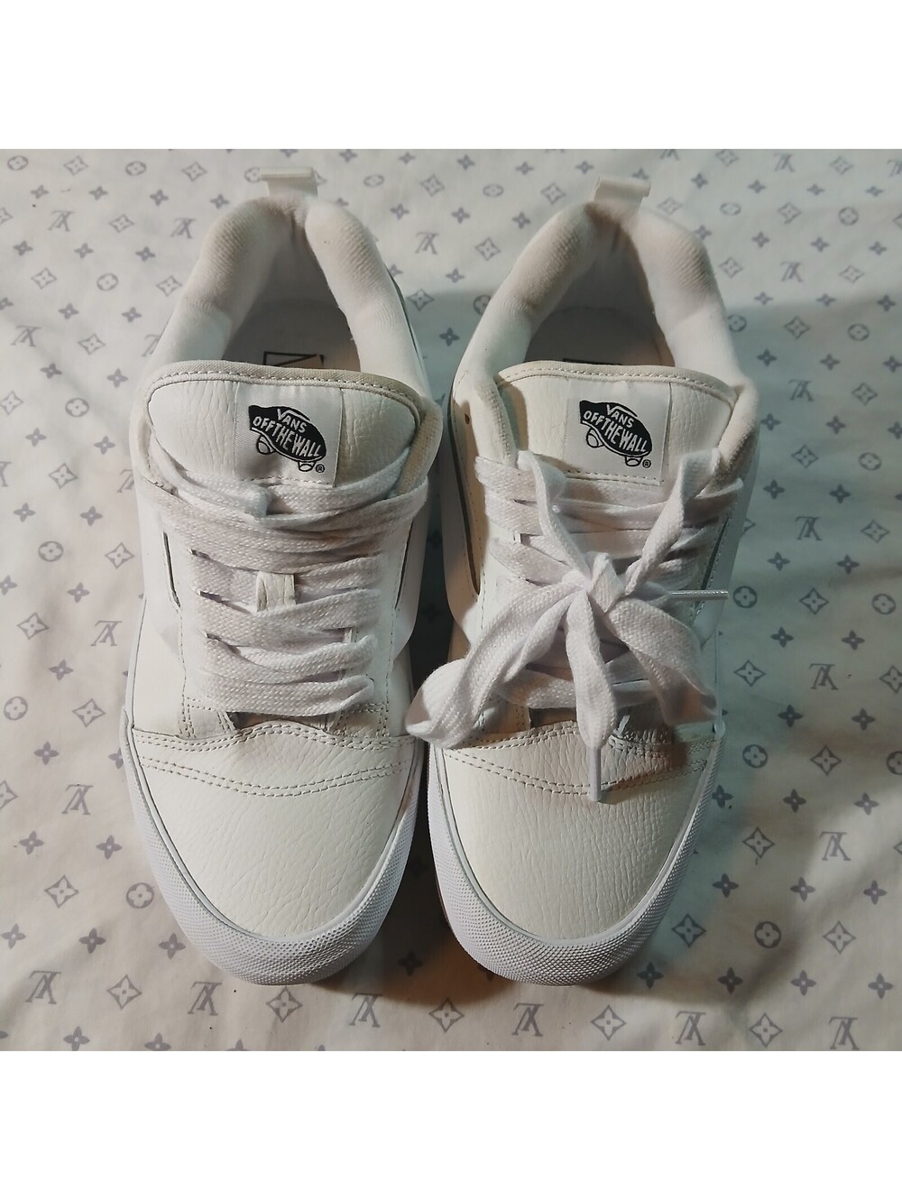 Vans Old Skool White Cream Low Top Sneakers Skate Shoes Clean Minimal Style 8.5